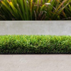Sztuczna trawa DUCHESS 53 mm – belgijska, luksusowa, do ogrodu i stref relaksu